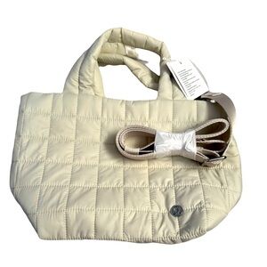 NWOT Lululemon Athletica Cream Quilted Crossbody